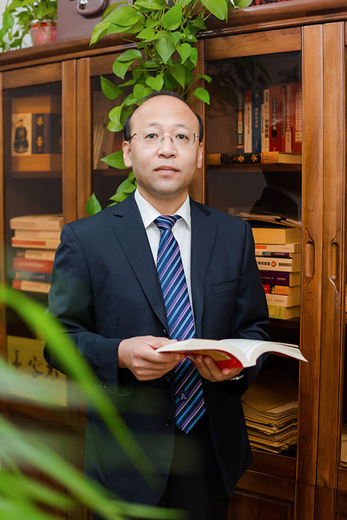 金文岩